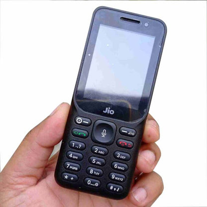 JioPhone with Youtube, JioTV, JioCinema, 2500mAh Battery, LED Torch, Digital Camera